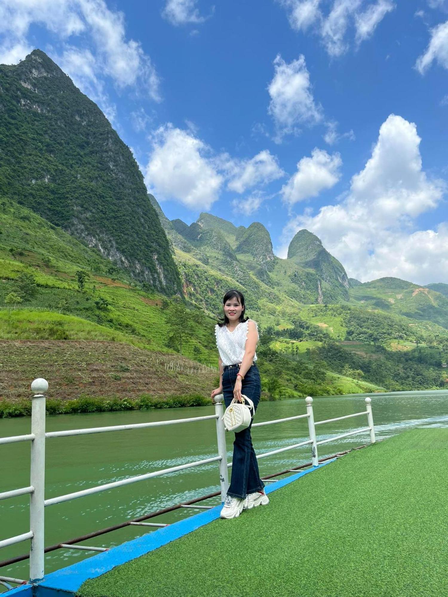 Nha Nghi Anh Van Dong Van  Luaran gambar